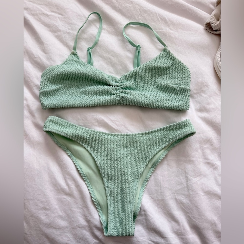H&M Mint Green Textured Scrunch Bikini Set